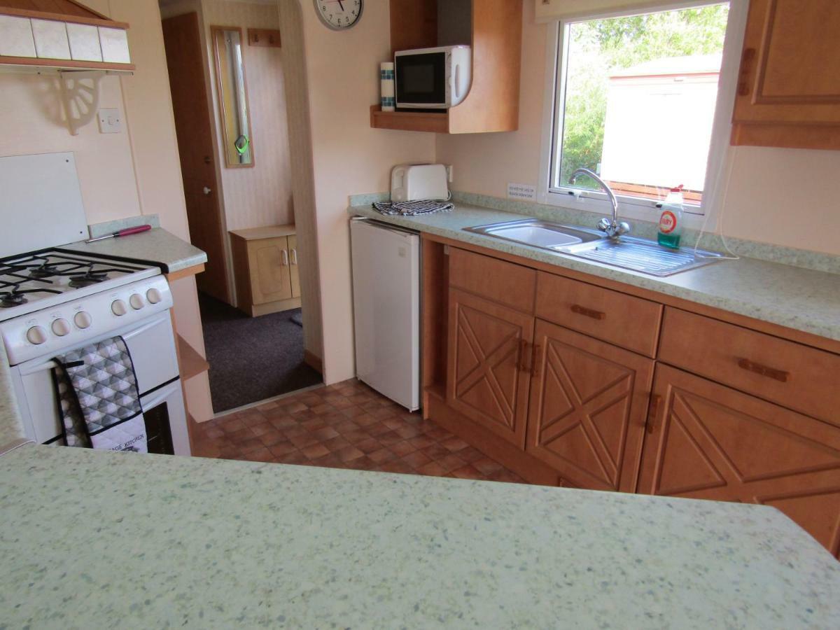 Fenlake Holiday Accommodation Metheringham Extérieur photo