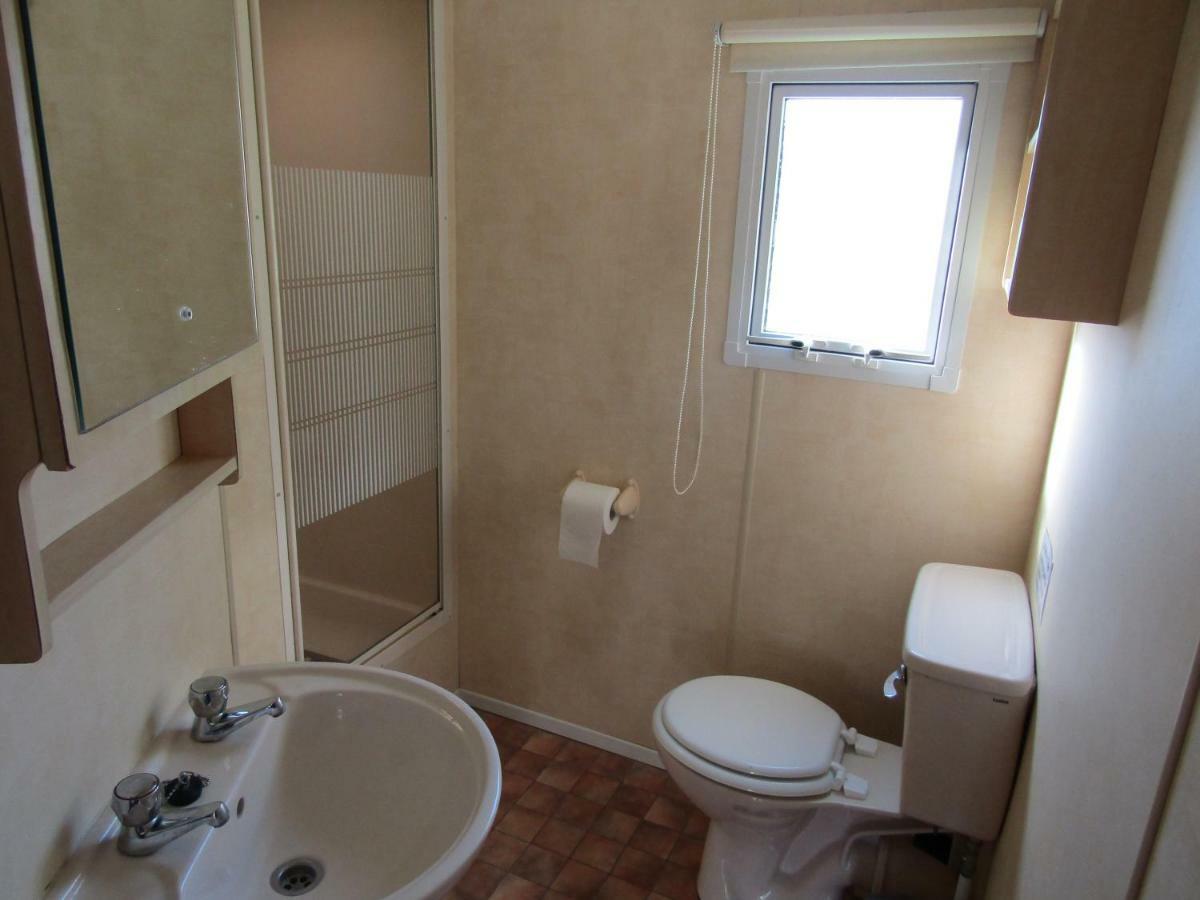 Fenlake Holiday Accommodation Metheringham Extérieur photo