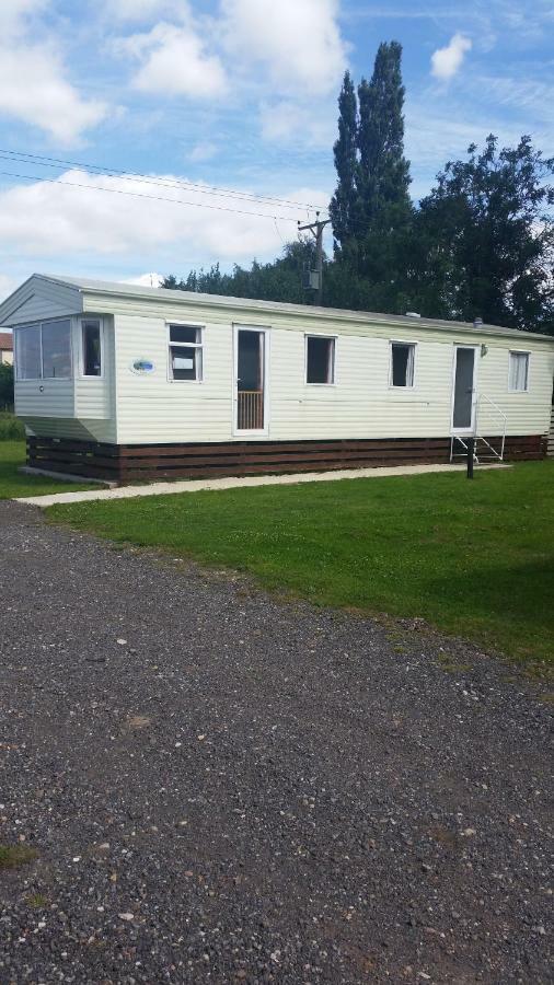 Fenlake Holiday Accommodation Metheringham Extérieur photo